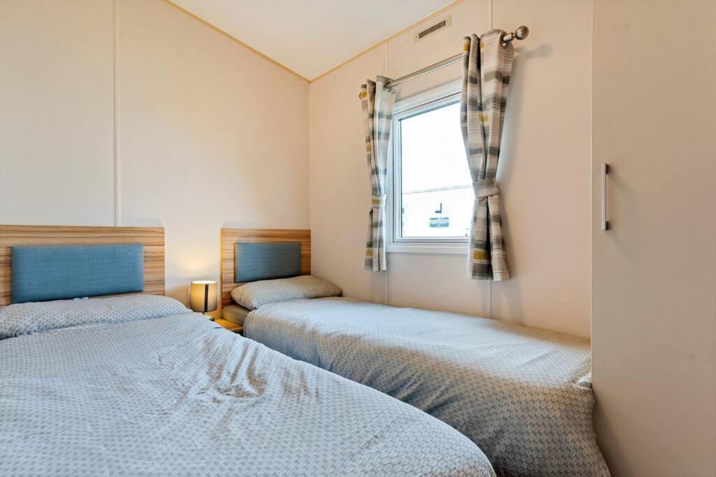 Tattershall Lakes: Sally'S Superior Stay Esterno foto